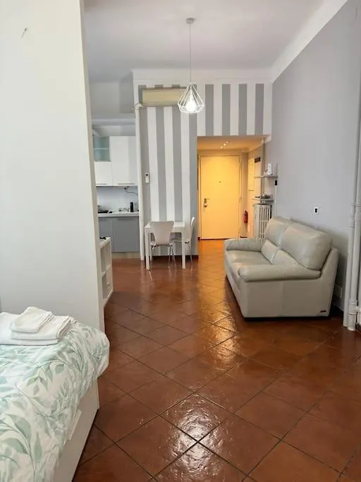 Ponthouse: Navigli, Iulm, Romolo Apartment Milan